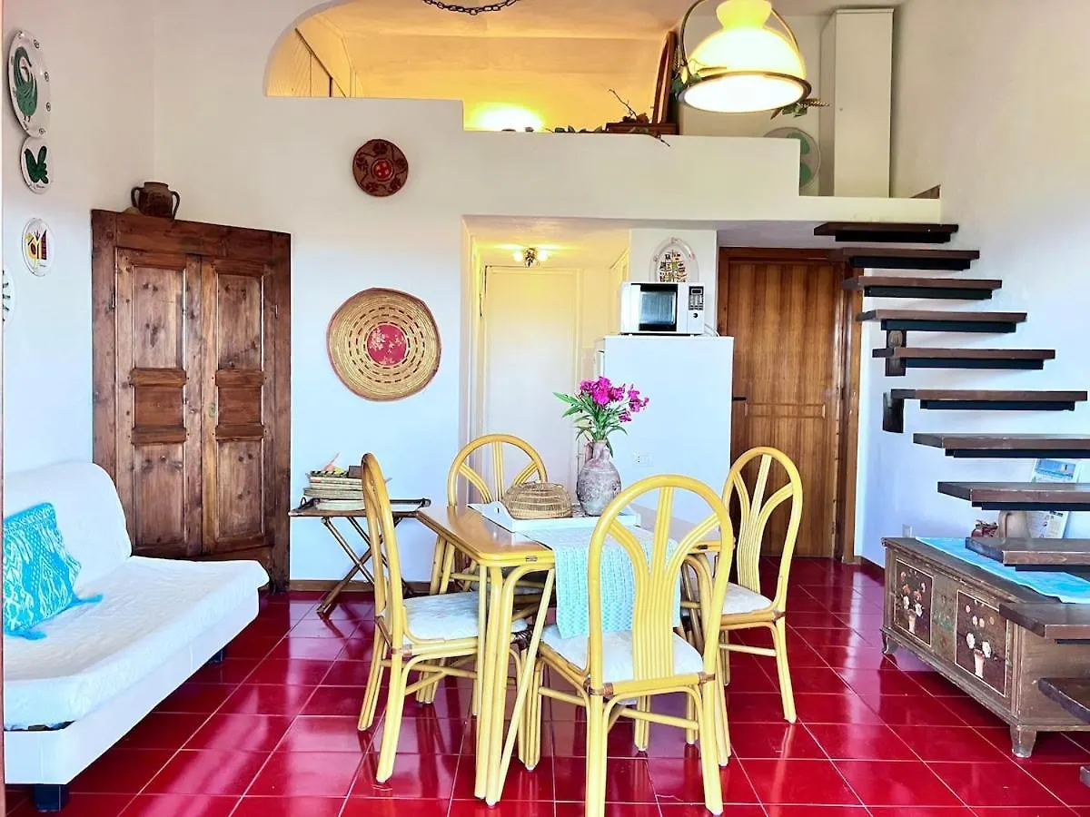 סטינטינו Rosso Lilu' Casa Con Vista Mozzafiato Sulla Pelosa 0*,  איטליה